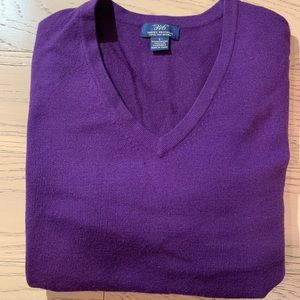 Brooks brothers 346 sweater v neck L size purple